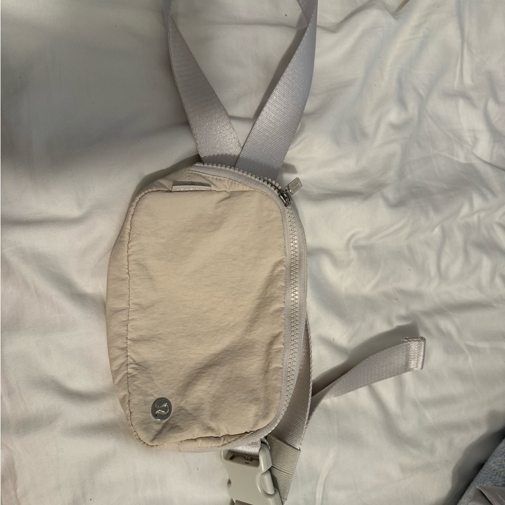 LuluLemon belt bag